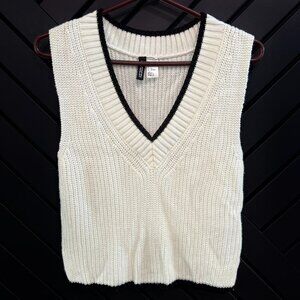 H&M Sweater Vest